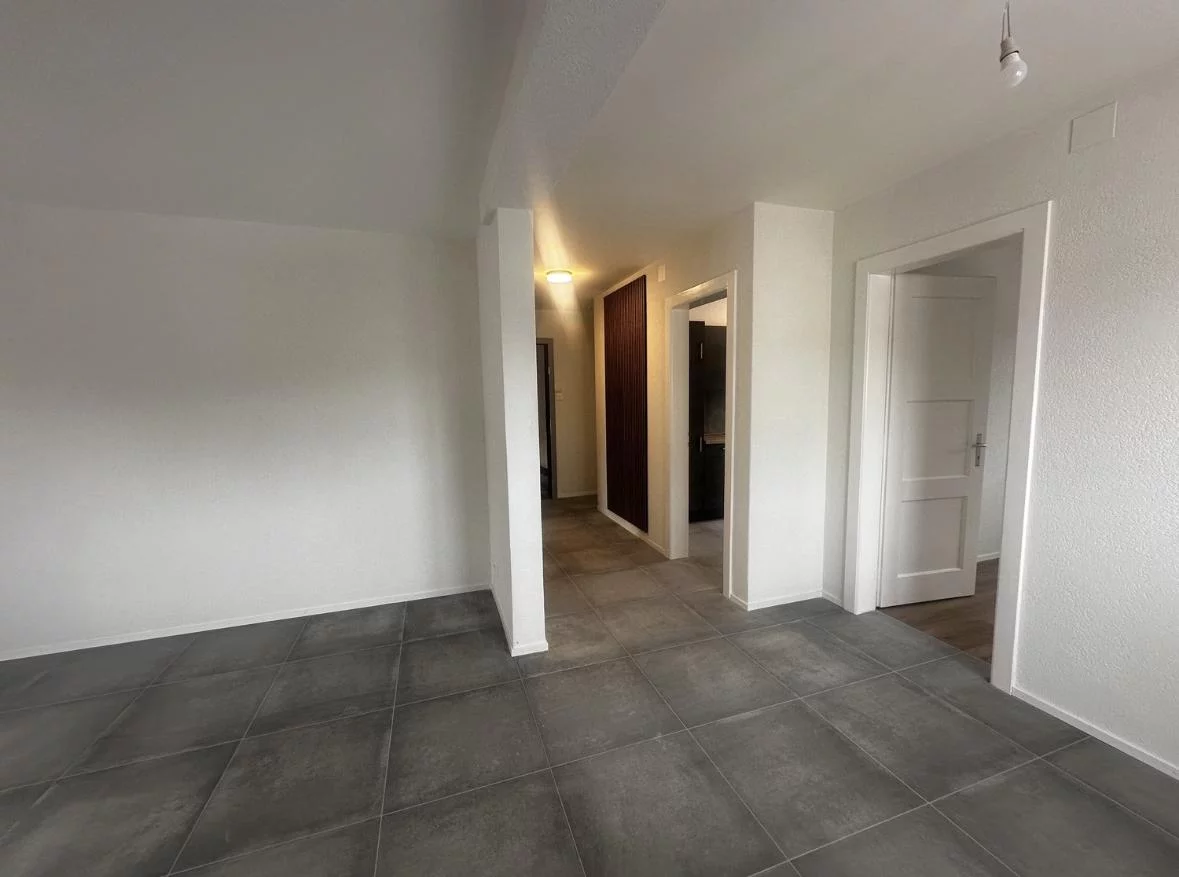 Appartement de 3,5 pièces entièrement rénové au Locle